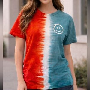 EUC WOMENS LARGE DUTCH BROS SHIRT